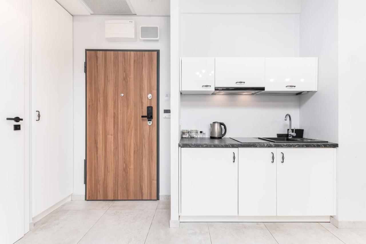 Prymasa Tysiaclecia 83A C - D By Homeprime Varsovia Exterior foto